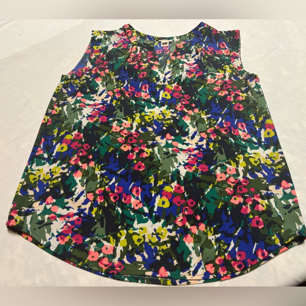 J Crew Split Neck Watercolor Woodland Floral Top Size 2 Multicolor‎